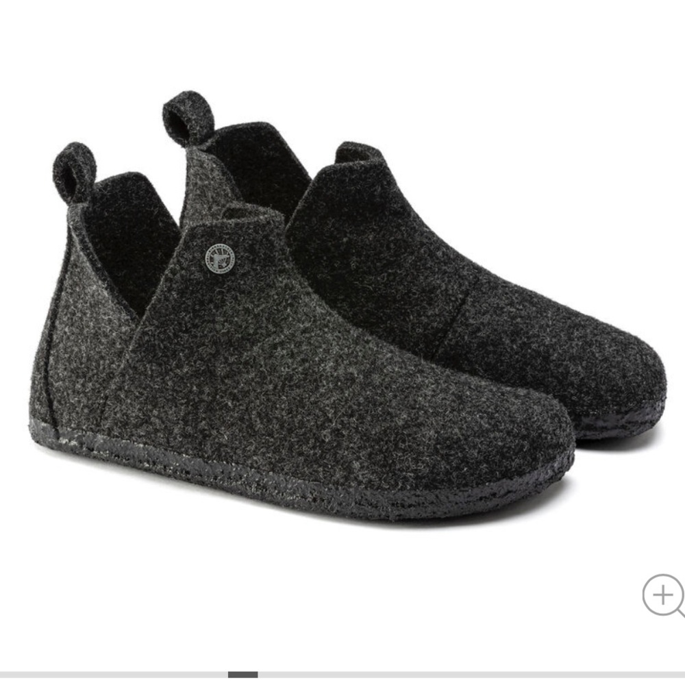 NWT: Birkenstock Andermatt Shearling slippers